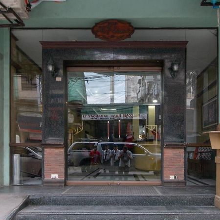 Reddoorz @ Downtown Tacloban Hotel Exterior photo